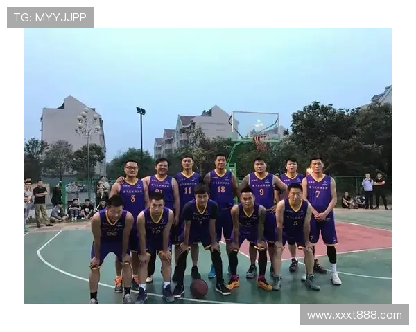 上海篮球队在城市联赛中的技术表现分析与点评探讨 上海篮球队在城市联赛中的技术表现分析与点评探讨