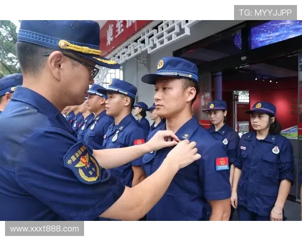 南京篮球队的辉煌征程与精英赛背后的奋斗故事 南京篮球队的辉煌征程与精英赛背后的奋斗故事